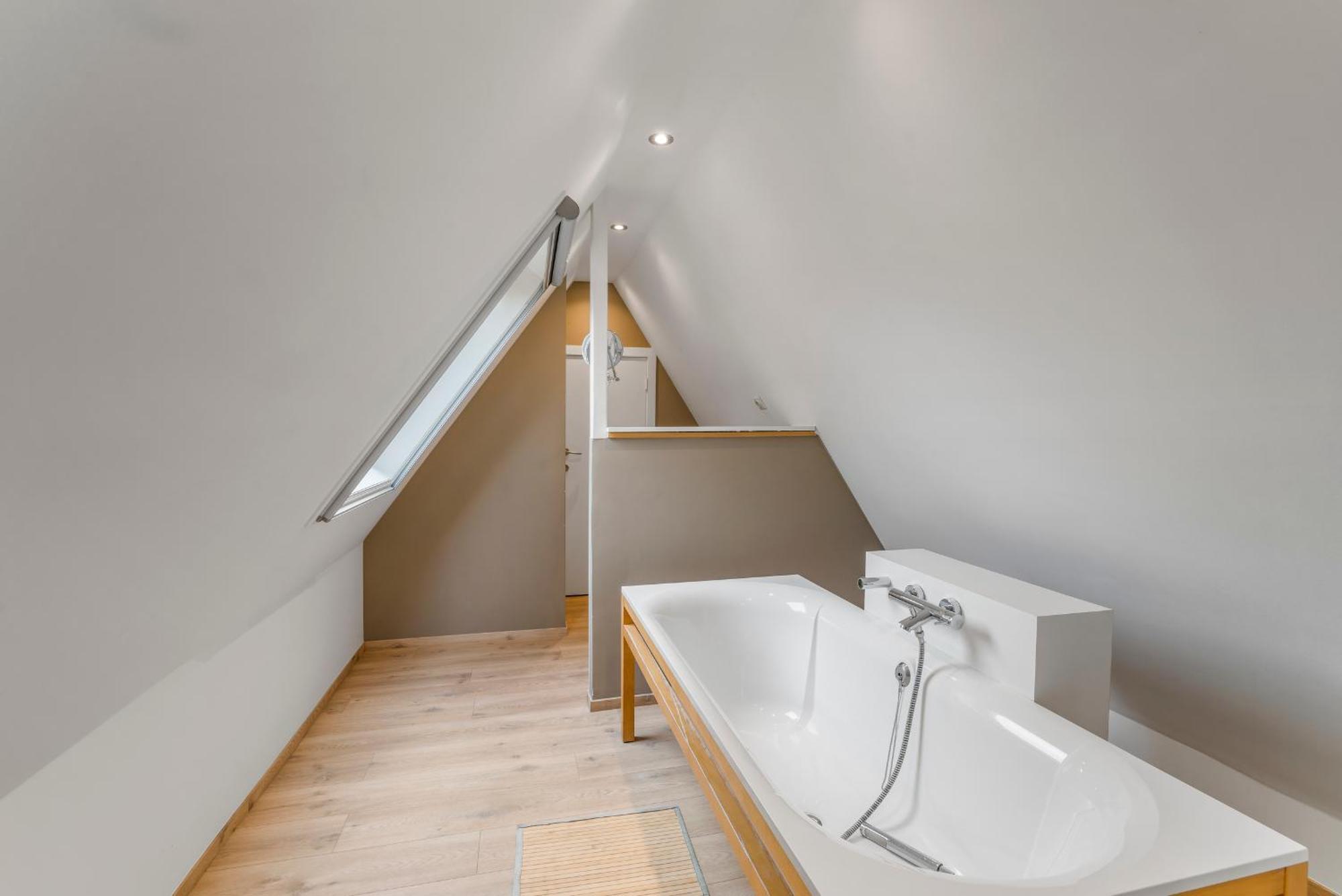 Brugse Charme Huis Met Tuin Aan Het Water 8P 브뤼헤 외부 사진